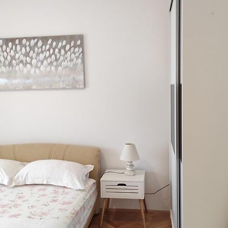KaštelaApartman Ivaアパートメント エクステリア 写真