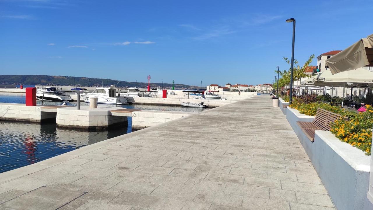 KaštelaApartman Ivaアパートメント エクステリア 写真