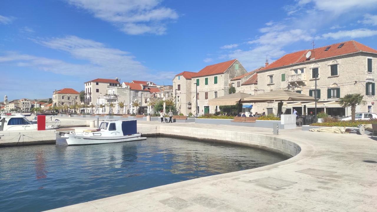 KaštelaApartman Ivaアパートメント エクステリア 写真